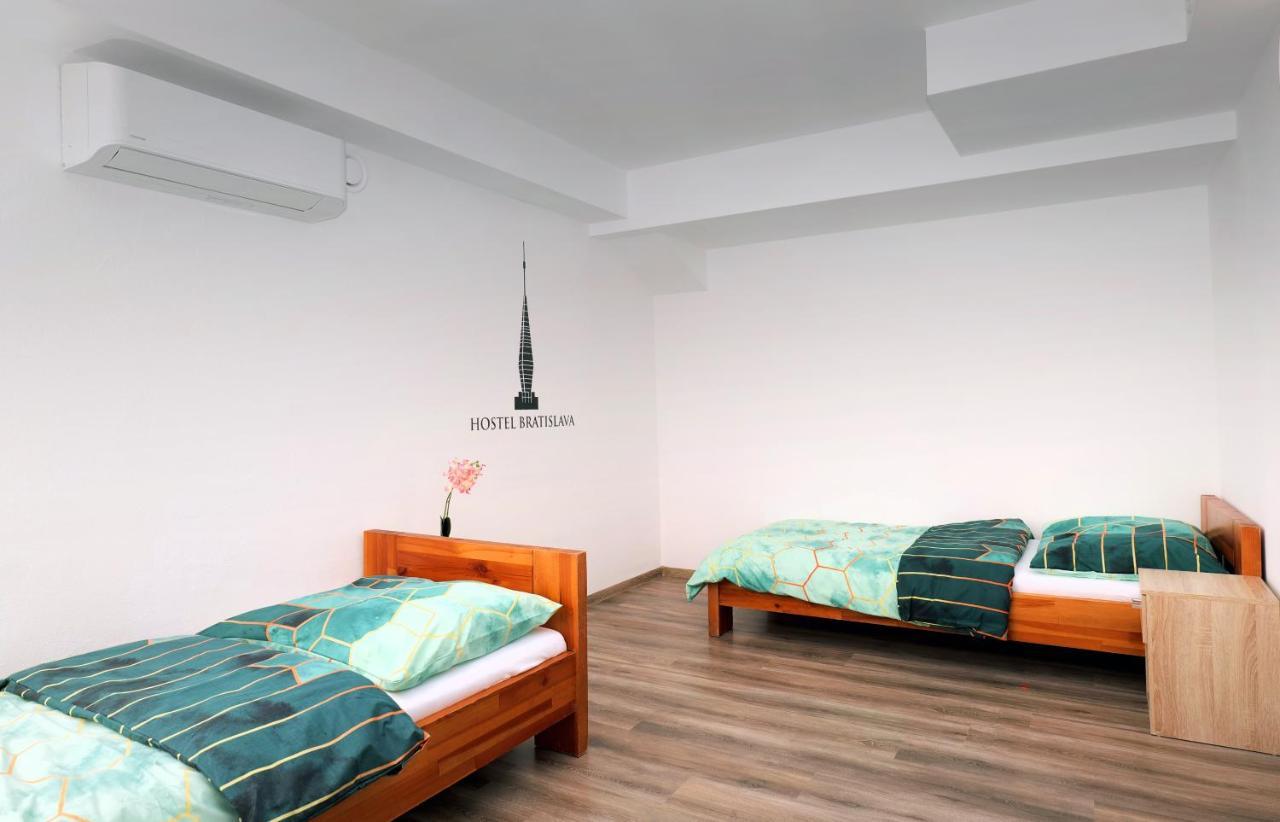 Hostel Old Town 브라티슬라바 외부 사진