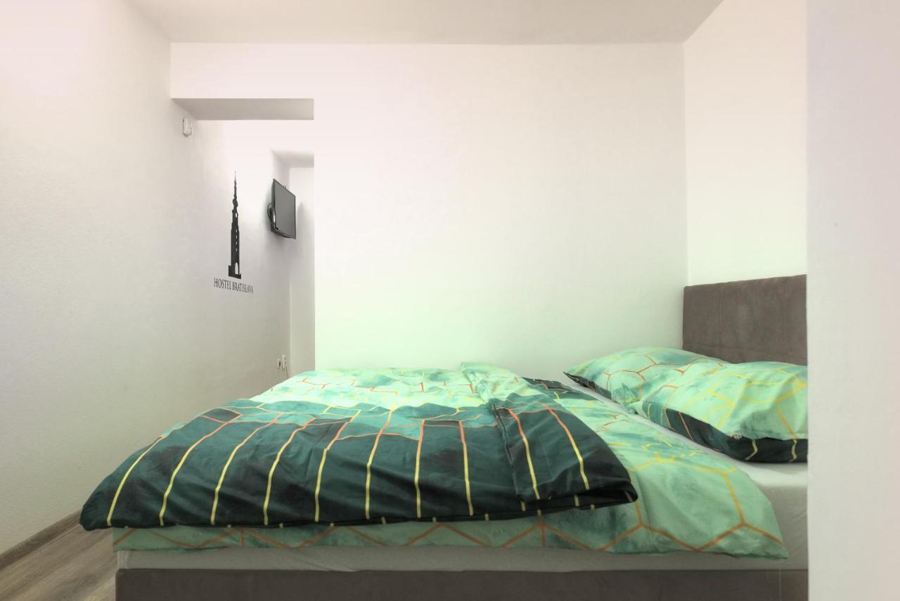 Hostel Old Town 브라티슬라바 외부 사진