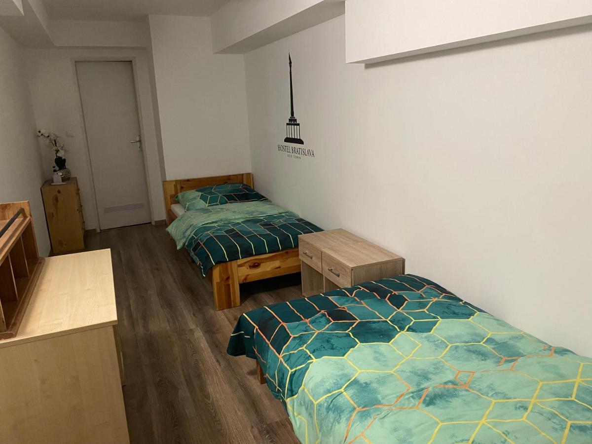 Hostel Old Town 브라티슬라바 외부 사진