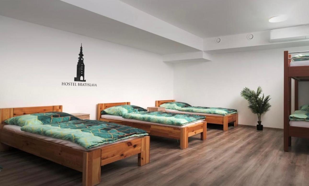 Hostel Old Town 브라티슬라바 외부 사진