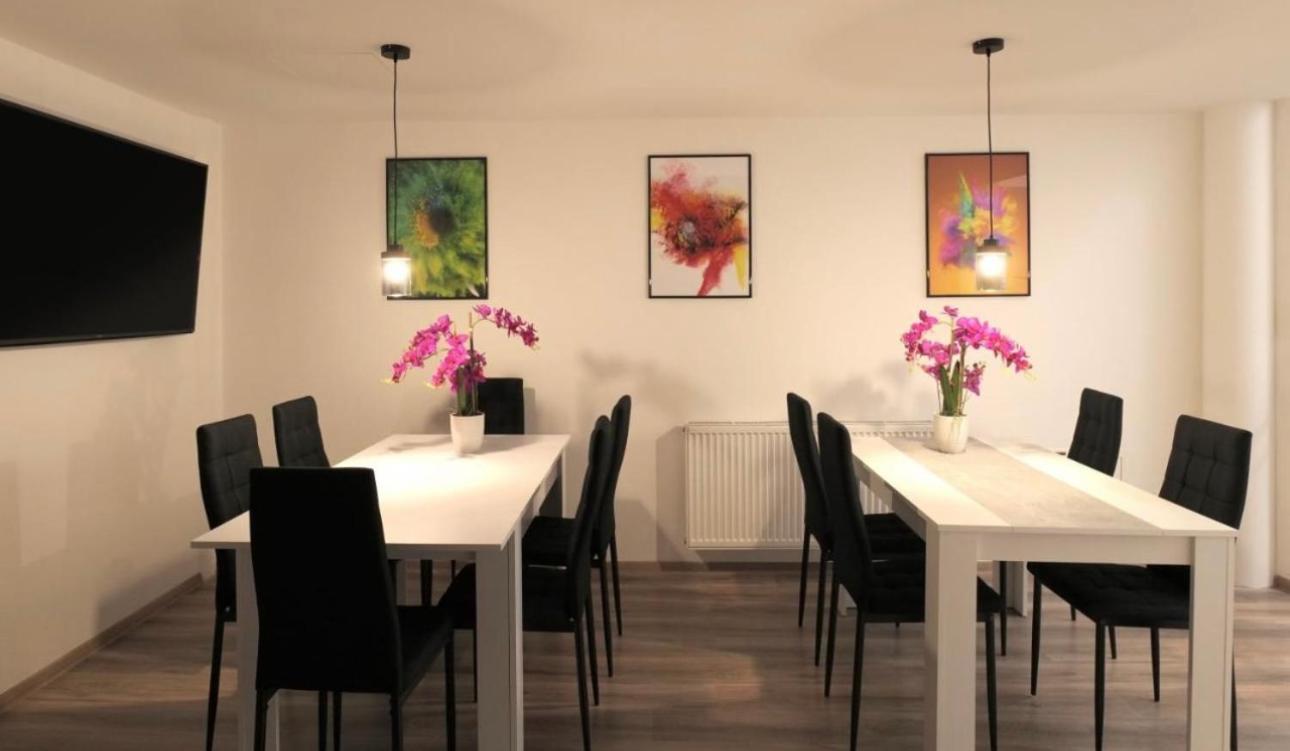 Hostel Old Town 브라티슬라바 외부 사진
