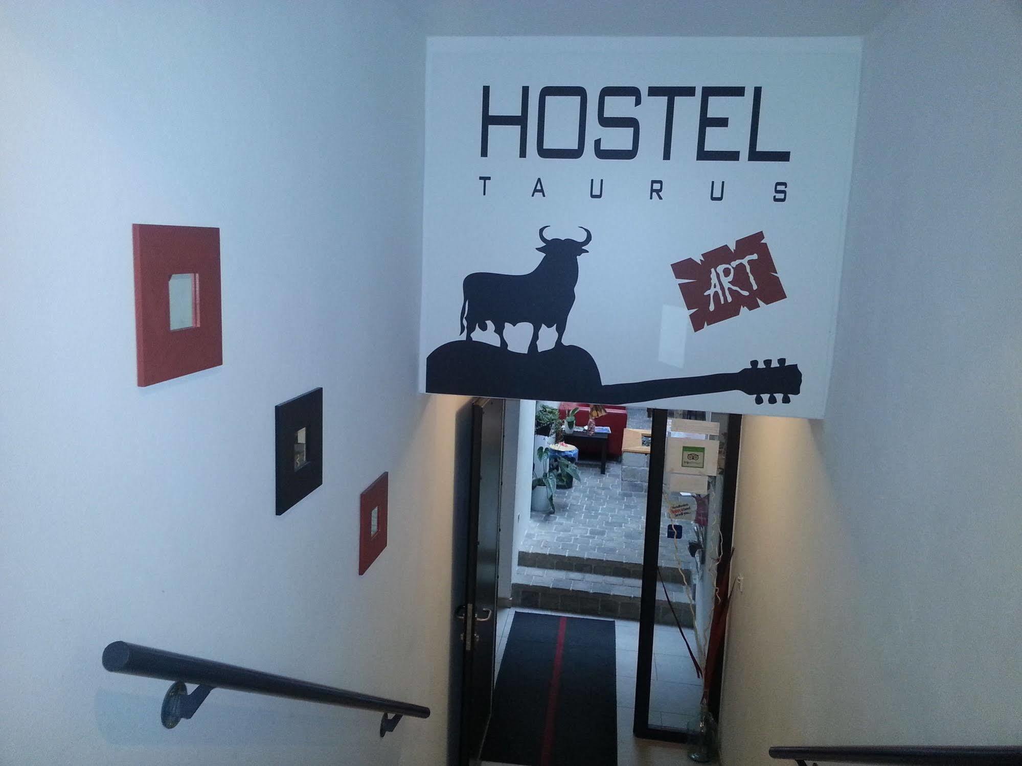 Hostel Old Town 브라티슬라바 외부 사진