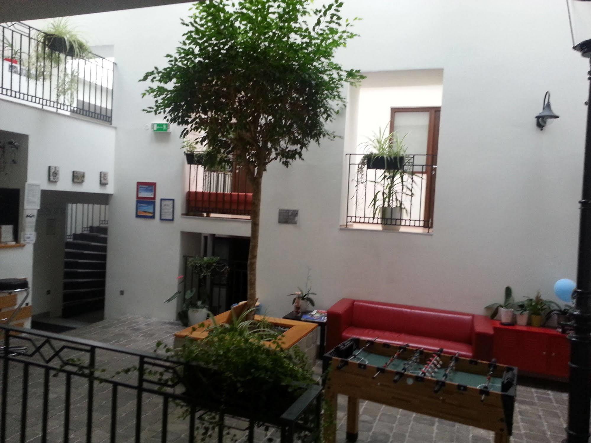 Hostel Old Town 브라티슬라바 외부 사진